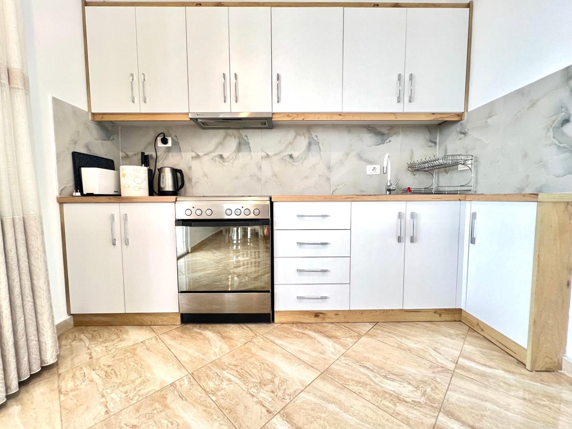 Amar'S Apartments Саранда Екстер'єр фото