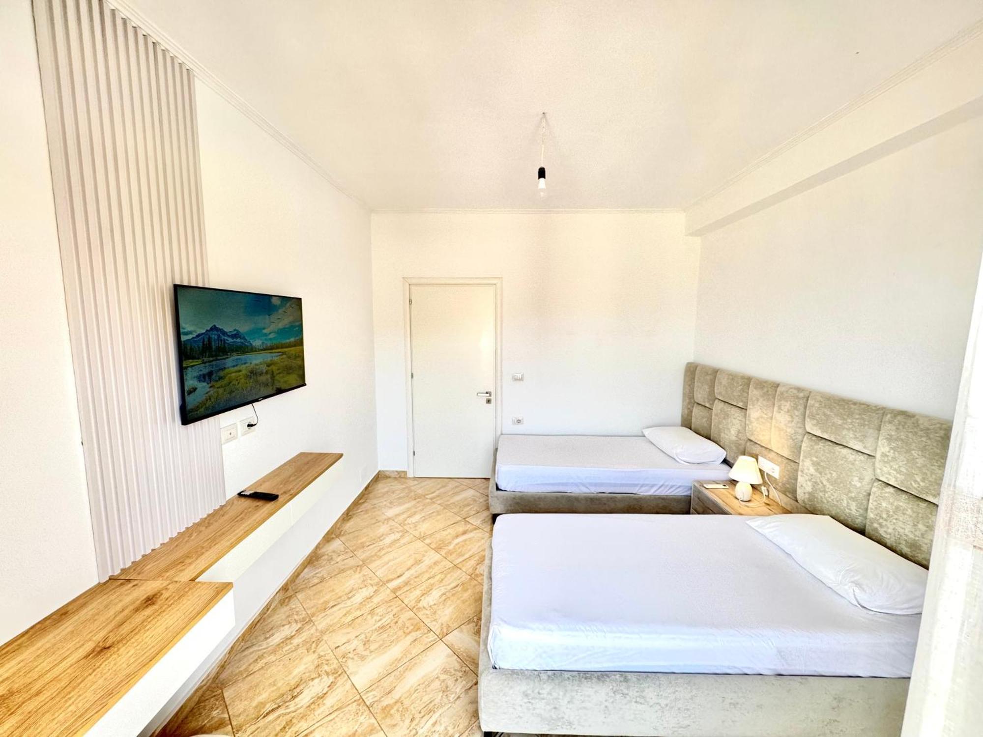 Amar'S Apartments Саранда Екстер'єр фото
